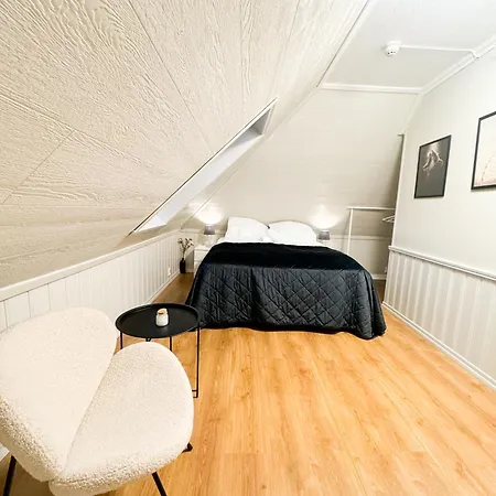 Apartment - 401 *